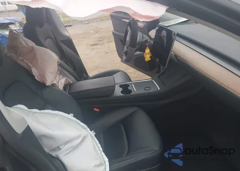 2023 Tesla Model Y Rwd z USA, uszkodzony, nr VIN 7SAYGDEDXPF944310